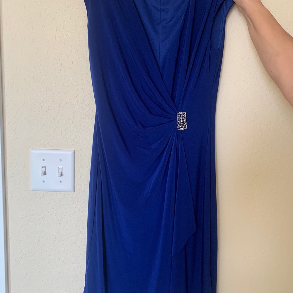 Women’s dress